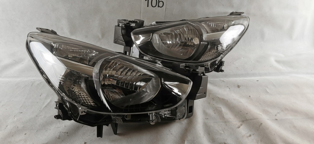 фото №1, Mazda 2 2014-2019 фара лівий правий лампа
