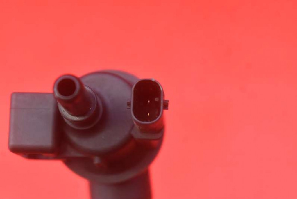 Клапан пального вентиляційний 7614013 bmw f44 gran купе 2.0ix 306 km 19-21 Зі Шроту