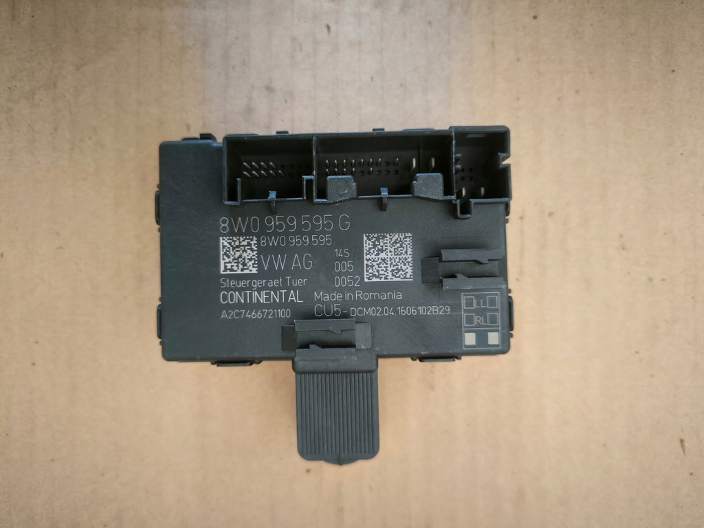 фото №1, Audi a4 8w блок керування модуль двері задня 8w0959595g