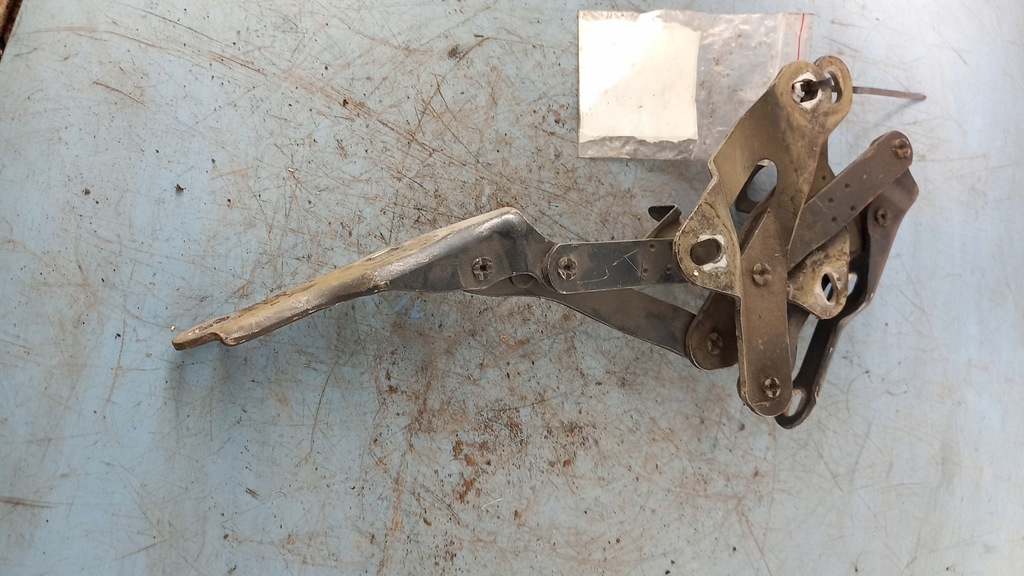 фото №1, Петля капот vw sharan 95-00r