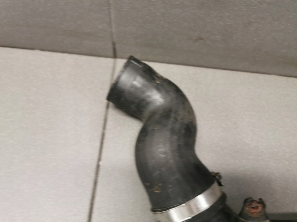 фото №5, Шланг интеркулер audi a6 c5 2.7 bt 078145686k