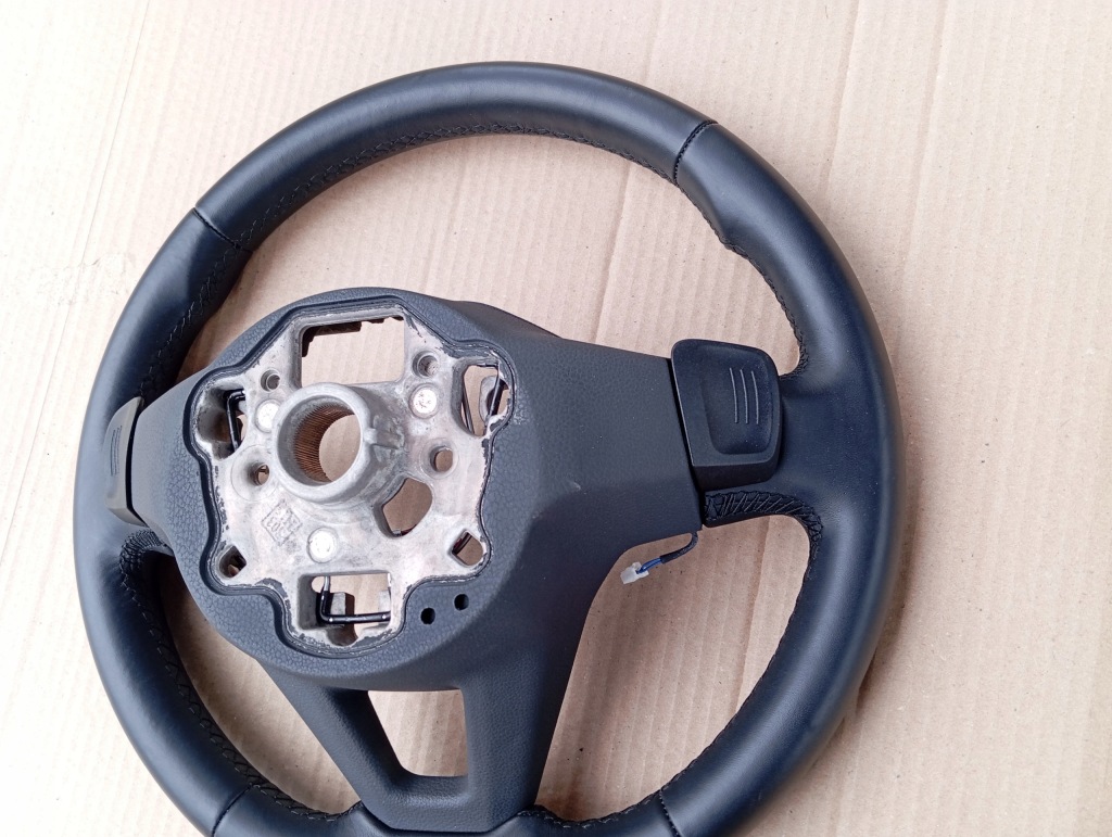 фото №13, Vw golf viii 8 5h0 passat b8 lift tiguan воздуховод кожа + лепестки переключения