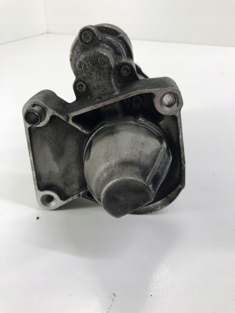 Peugeot 308 2015 стартер Доставка