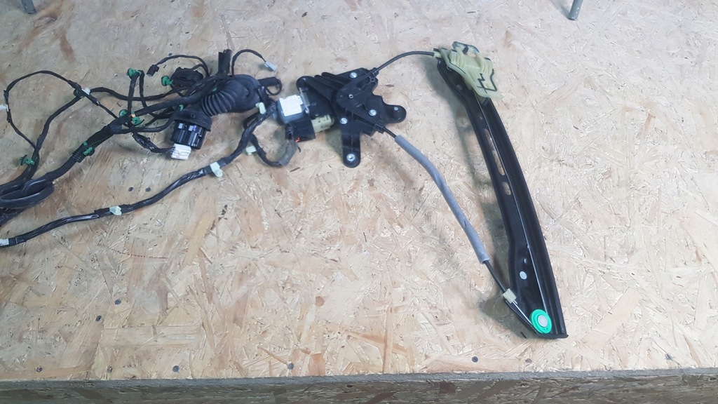 фото №1, Ford mondeo mk 5 підйомник скло двері задня лівий