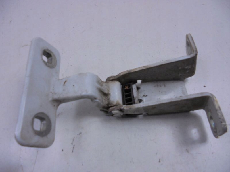 фото №12, Dacia dokker петля дверь задняя правый верхний