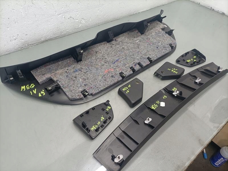 фото №3, Пластик обивка крышки задняя renault megane iv hb