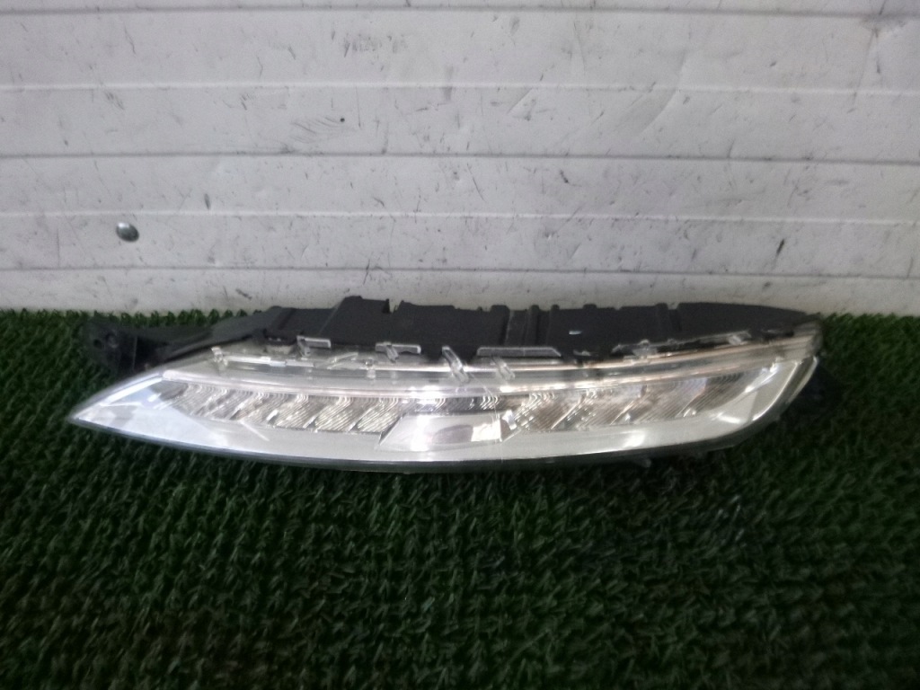 Купить C4 picasso 2 фара левая перед led 9676036580