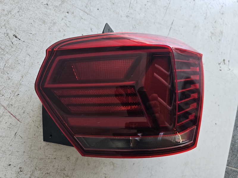 фото №1, Vw polo 2g лампа задняя