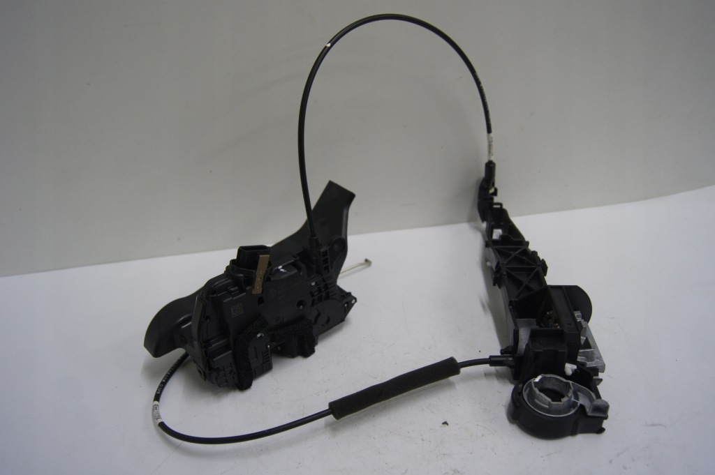 фото №1, Замок двері перед лівий trafic 14- 805032854r/oem