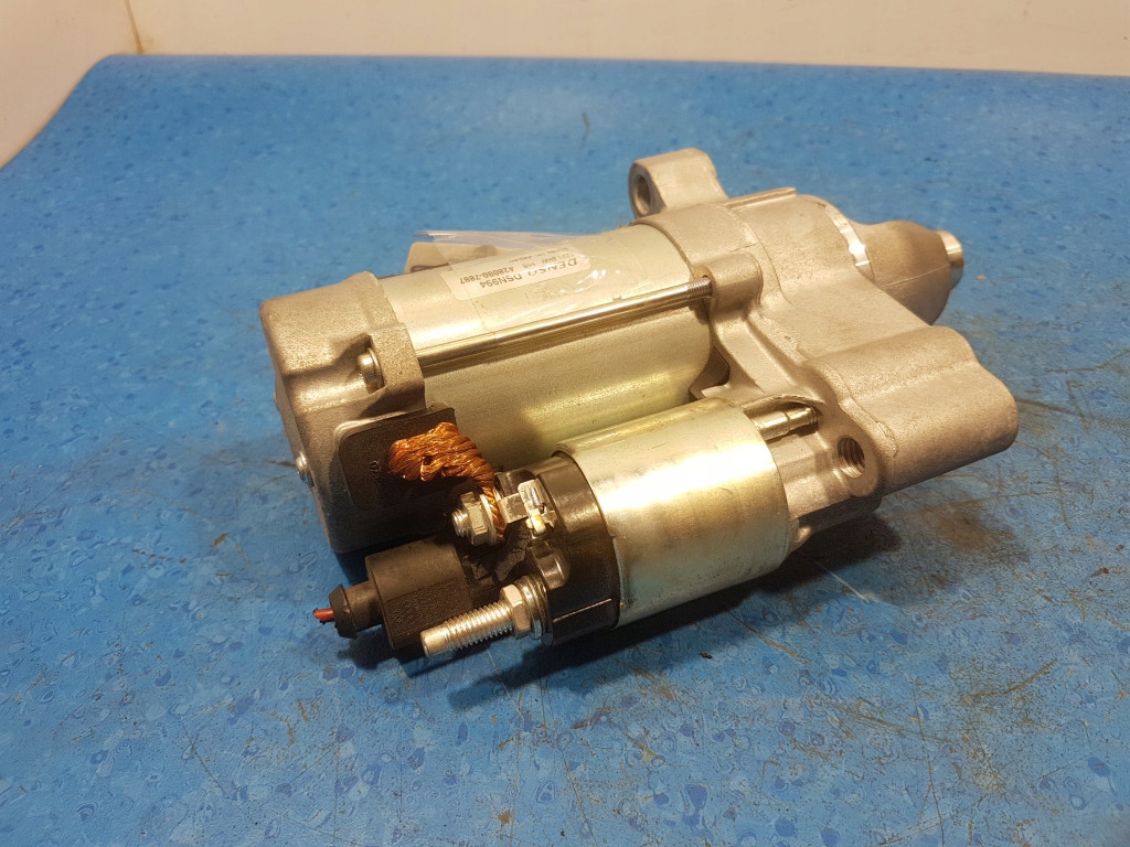 Audi a4 b8 2.0 tdi стартер 428080-7887 Недорого