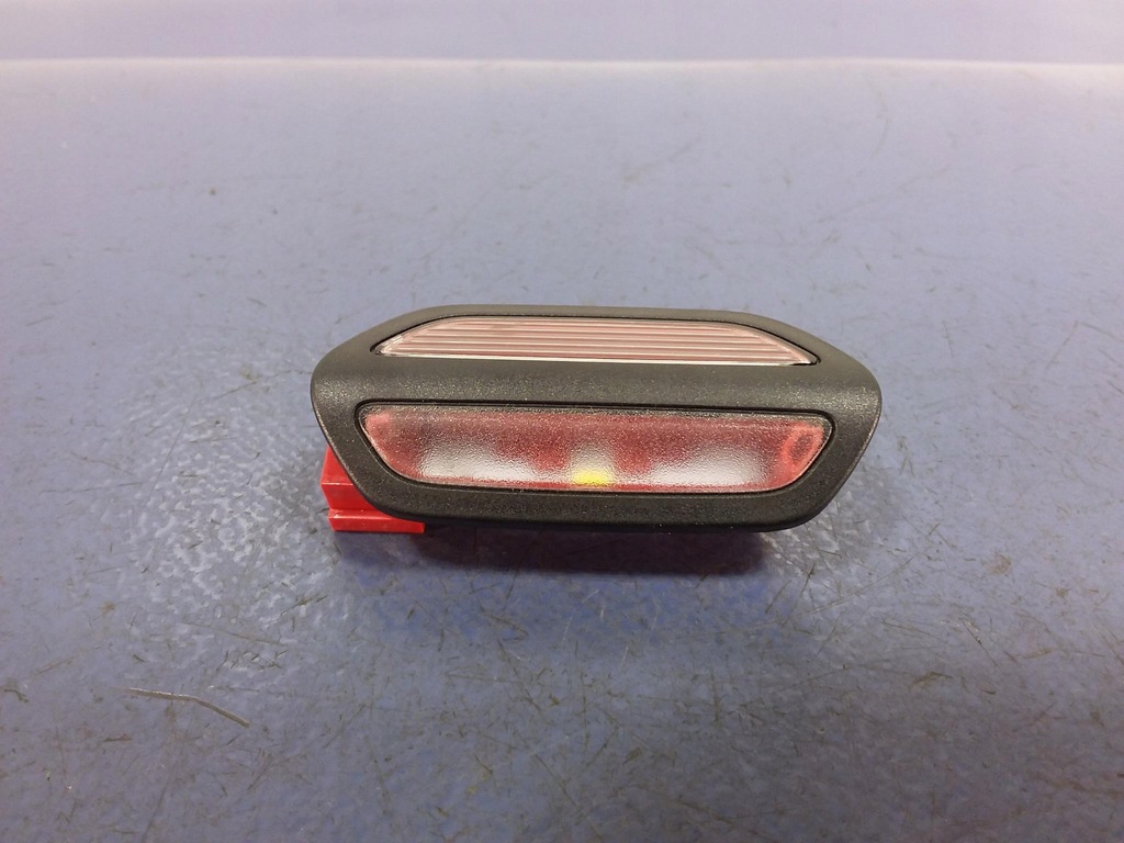 фото №1, Mercedes s w222 лампа led оббивка двері