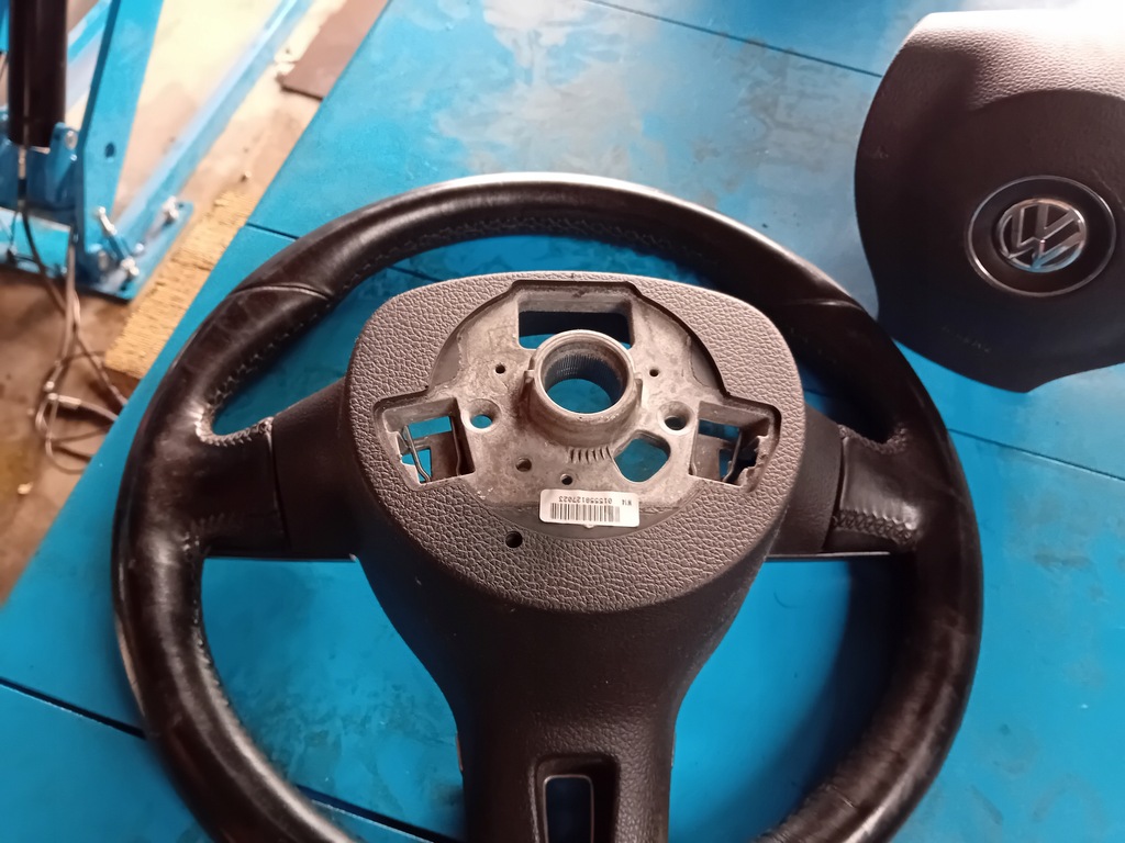 фото №10, Повітропровід триспицева multi шкіра vw passat cc b7 3c8419091k з подушка безпеки