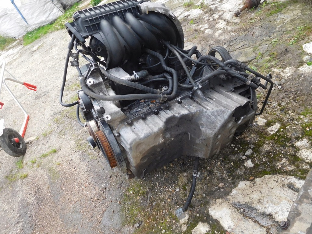 фото №6, Mercedes w203 2.2 cdi двигатель 611962 насос форсунки