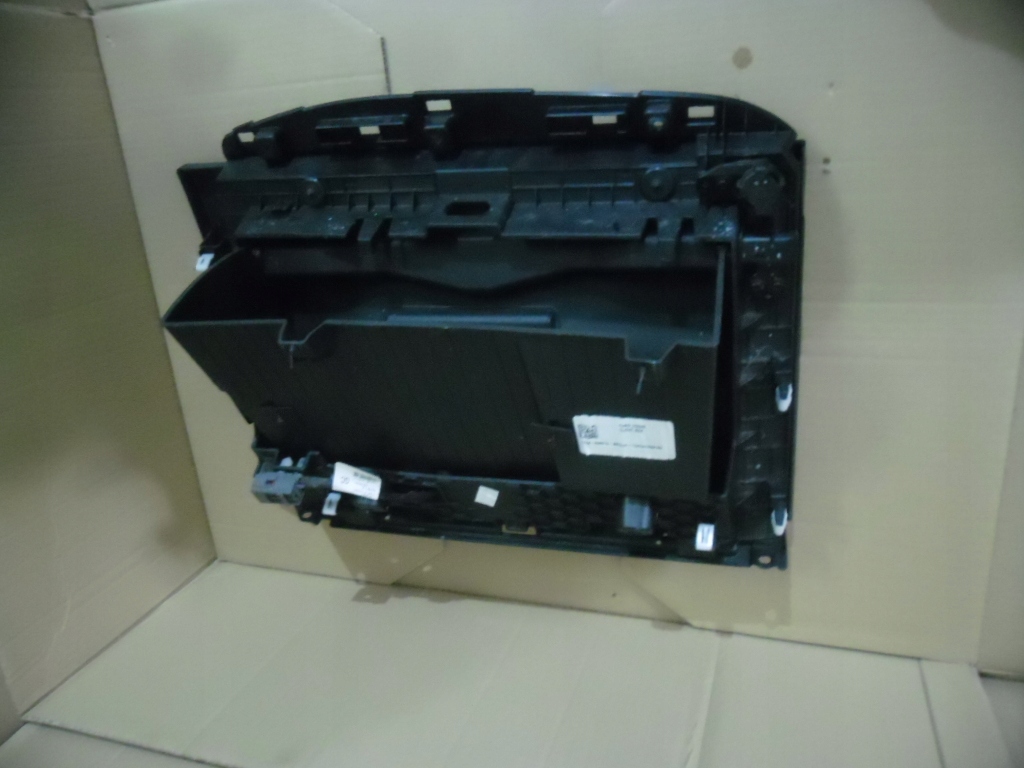 фото №2, Бардачок пасажира ford edge mk2 ft4b-r06010