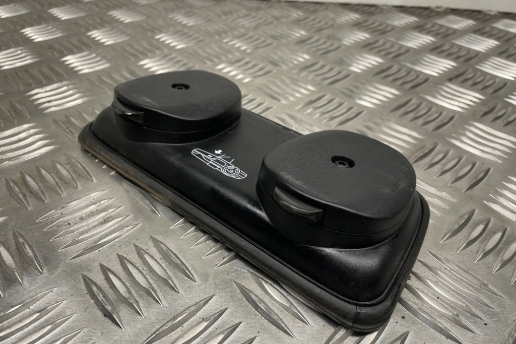 фото №8, Оснащение салона bmw 3 f30, f80 9232068 3.0l дизель 190kw 2012