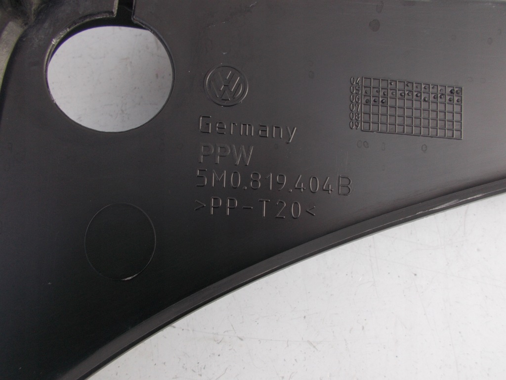 фото №14, Жабо пластиковий vw golf v + plus 5m0819403b 5m0819404b