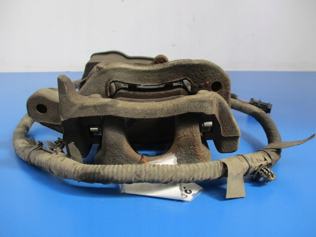 фото №4, Renault kadjar супорт гальма задня правий+ моторчик