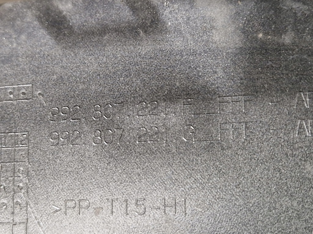 фото №10, Porsche 911 992 turbo sport design 20- бампер перед передний 992807221f