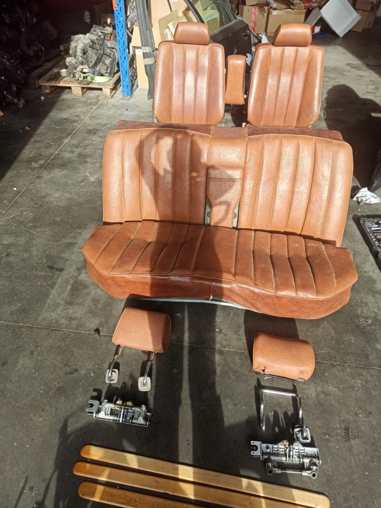 фото №1, Mercedes w124 комплект салон сидіння заднє сидіння обшивки шкіра