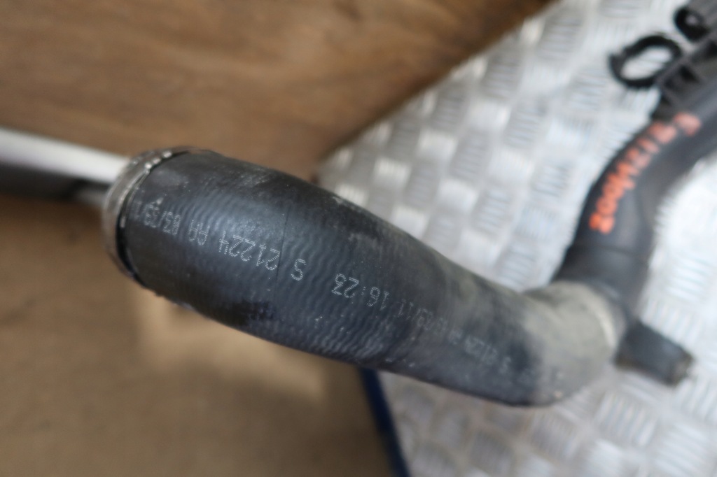 фото №11, Труба інтеркулер audi a1 8x 6r01457704