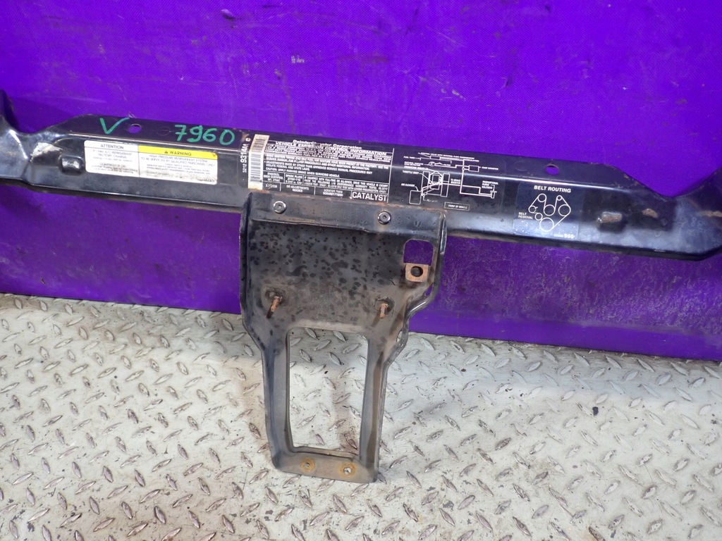 фото №4, Jeep cherokee liberty kj pas передній підсилювач