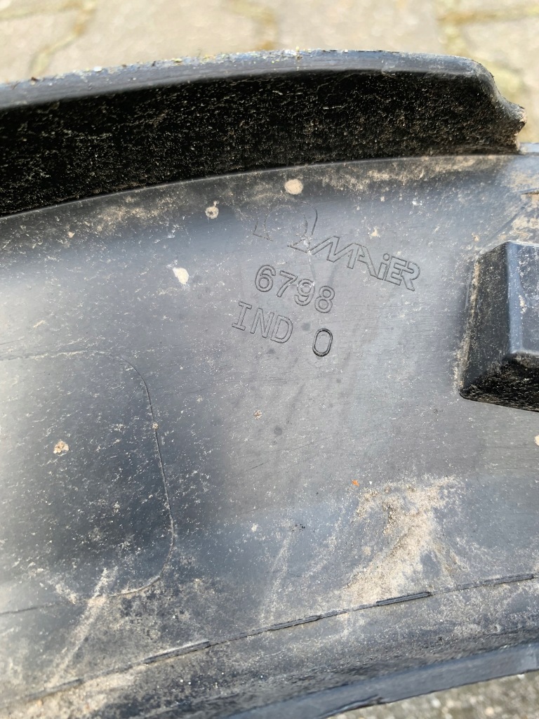 фото №9, Peugeot ii 2008 молдинг накладка крила правий задня 9825736580