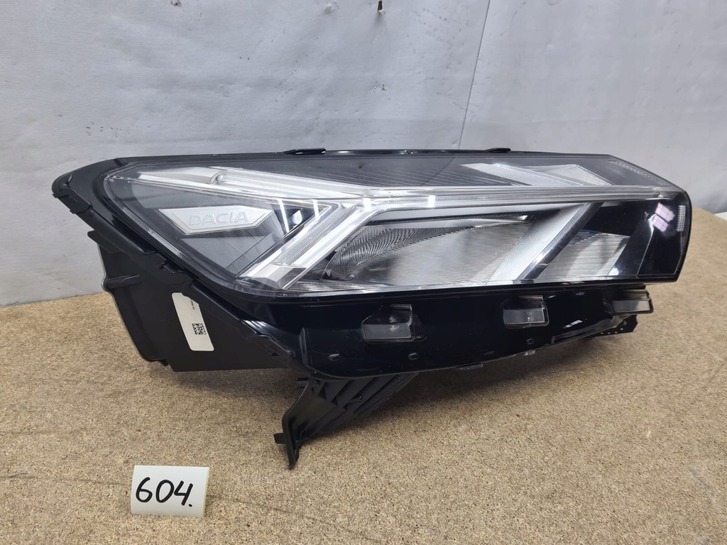 фото №9, Лампа права перед dacia sandero iii 3