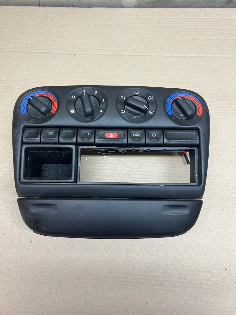 Купить Панель обдув аварийных opel omega b