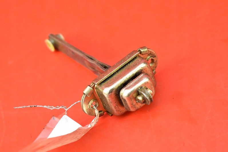 фото №4, Ограничитель дверь левый перед nissan terrano ii 03r