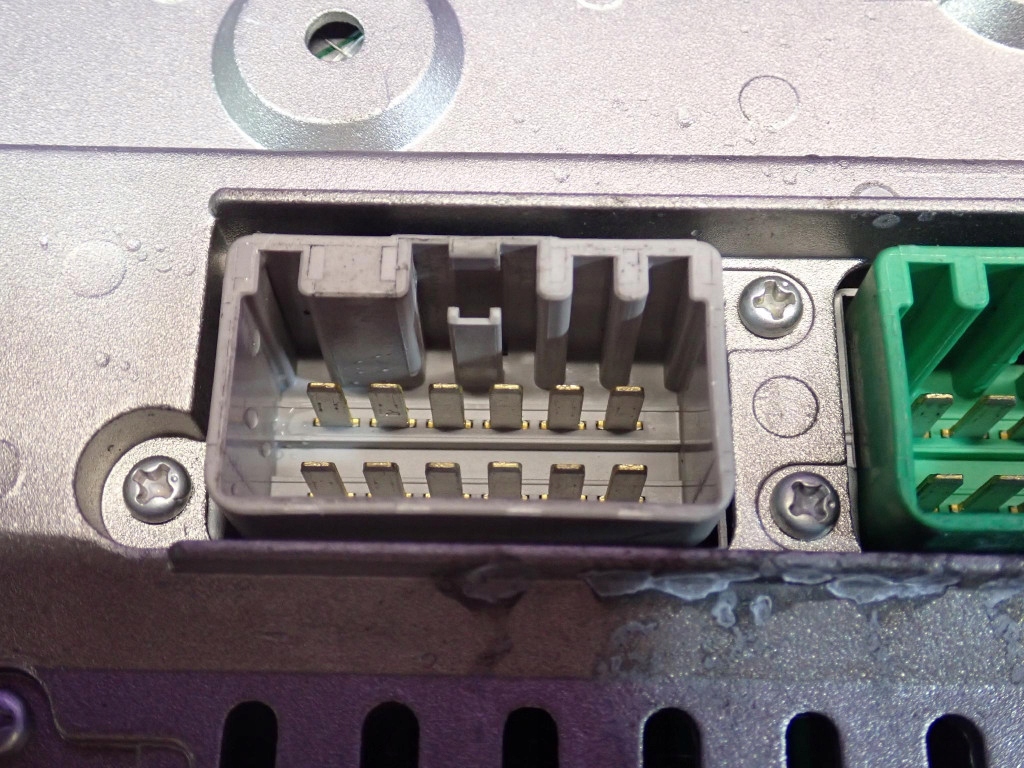 Volvo s60 1 радио dy-603-6th hu-650 cd 30722446 247190604 34w455d с Разборки