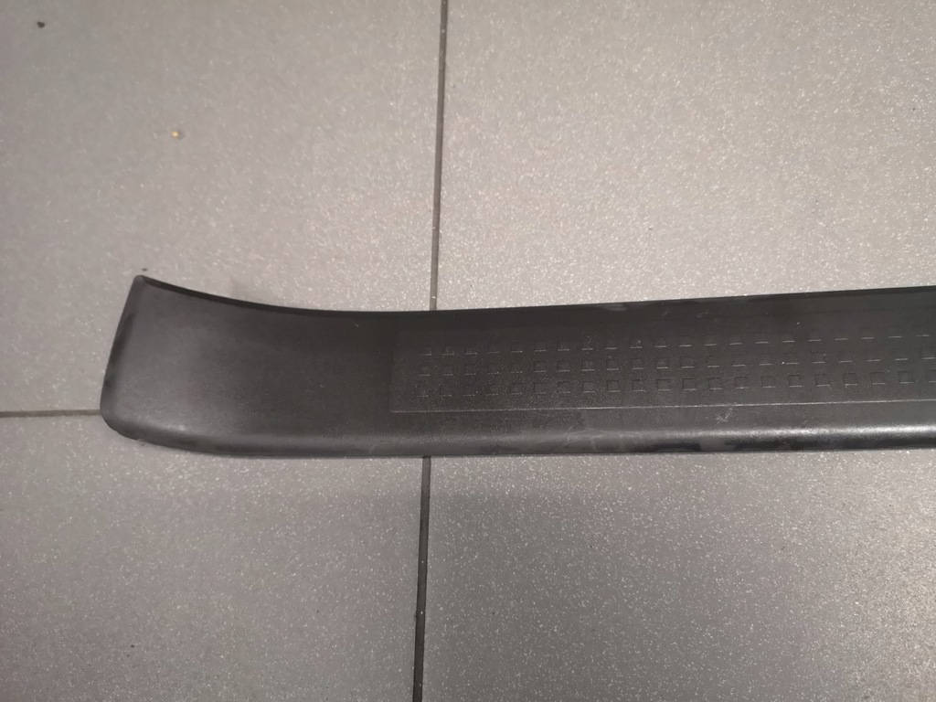 фото №4, Защита накладка порог правая audi a4 b6 8e0853374