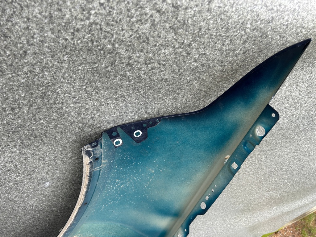 Крыло  правый  передний bmw x7 g07 poznan Недорого