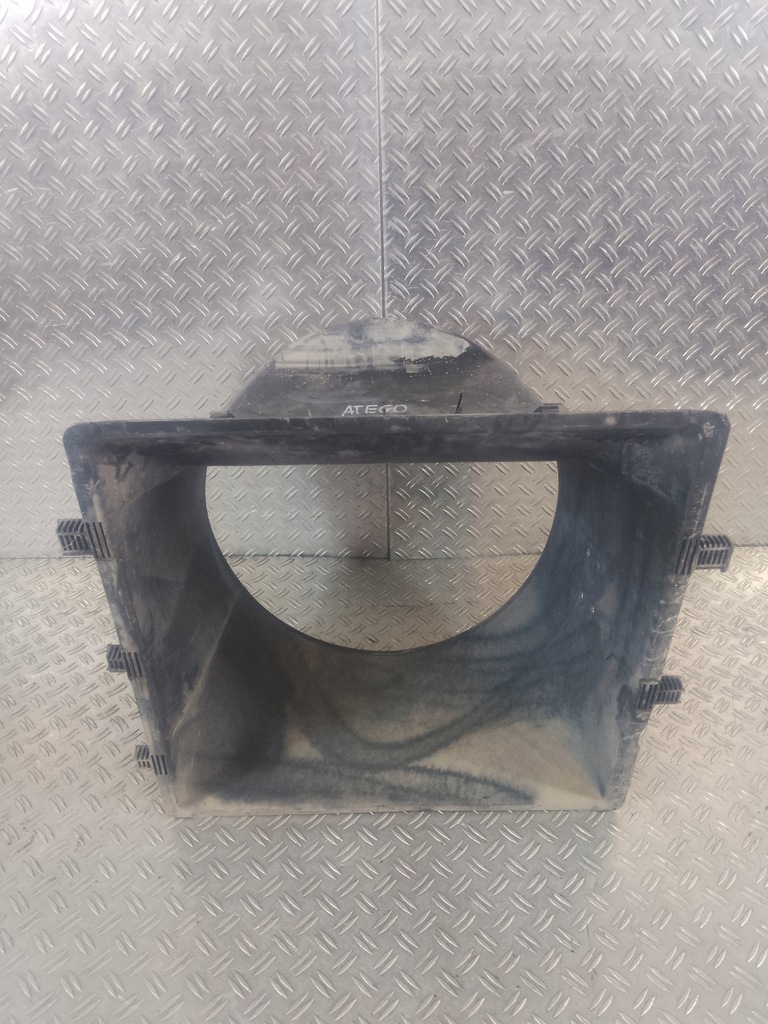 фото №1, Mercedes atego корпус вентилятора радиатора 4.2