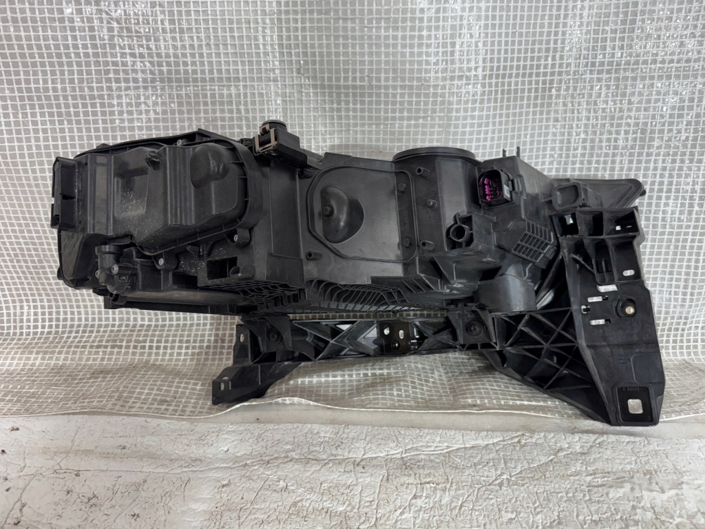 Audi q7 4m0 рестайлинг  левая фара full led Доставка