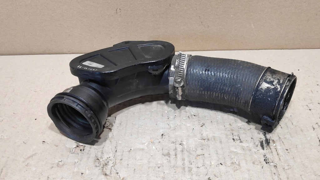 Патрубок шланг труба повітря інтеркулер 2.0d range rover evoque gj326c780 Доставка