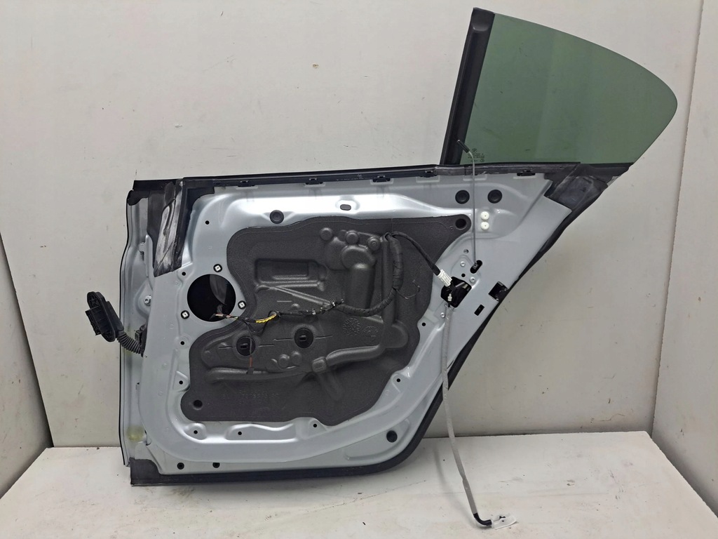 фото №10, Bmw 6 f12 f13 2016 задняя сторона правая дверь задние