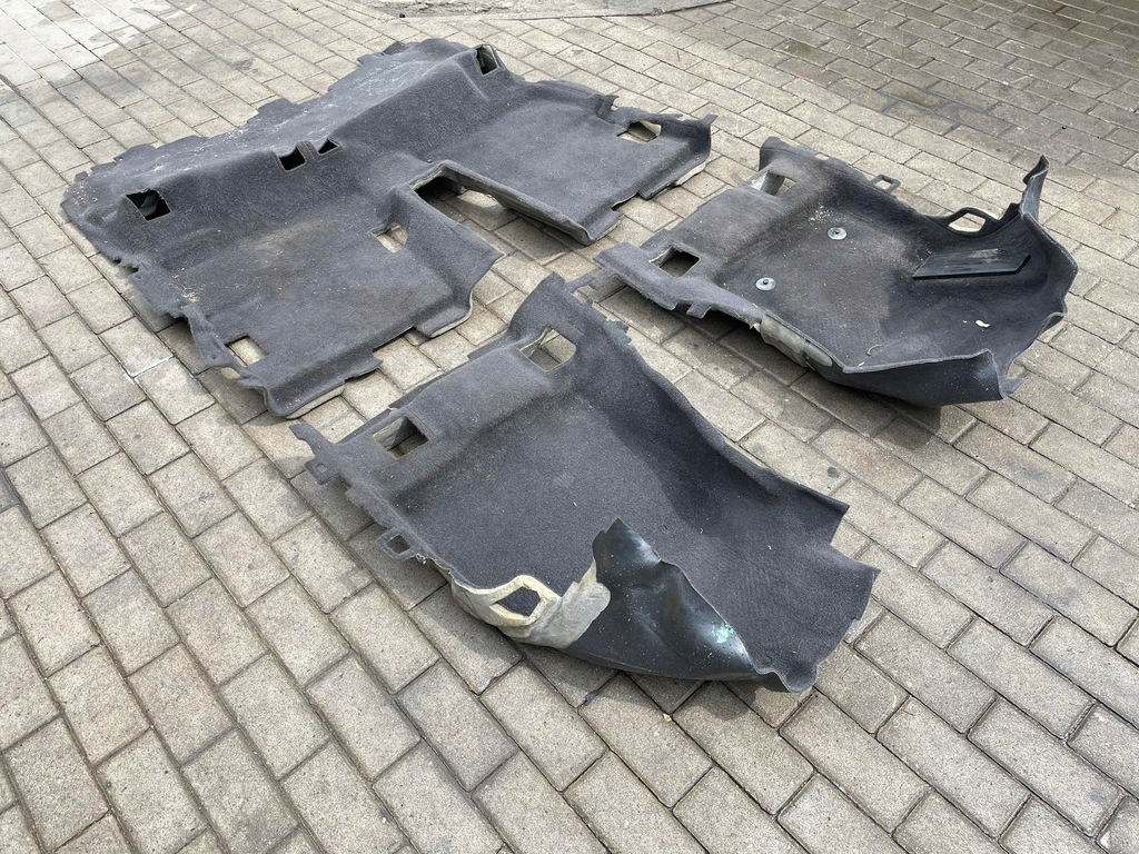 фото №1, Ford escape kuga mk2 коврик перед задняя обшивка