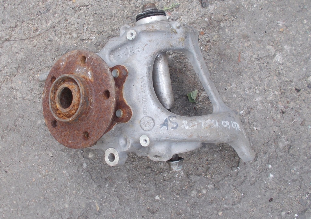 фото №1, Audia a5 поворотный кулак ступица левая задняя задняя 8k0505435aa