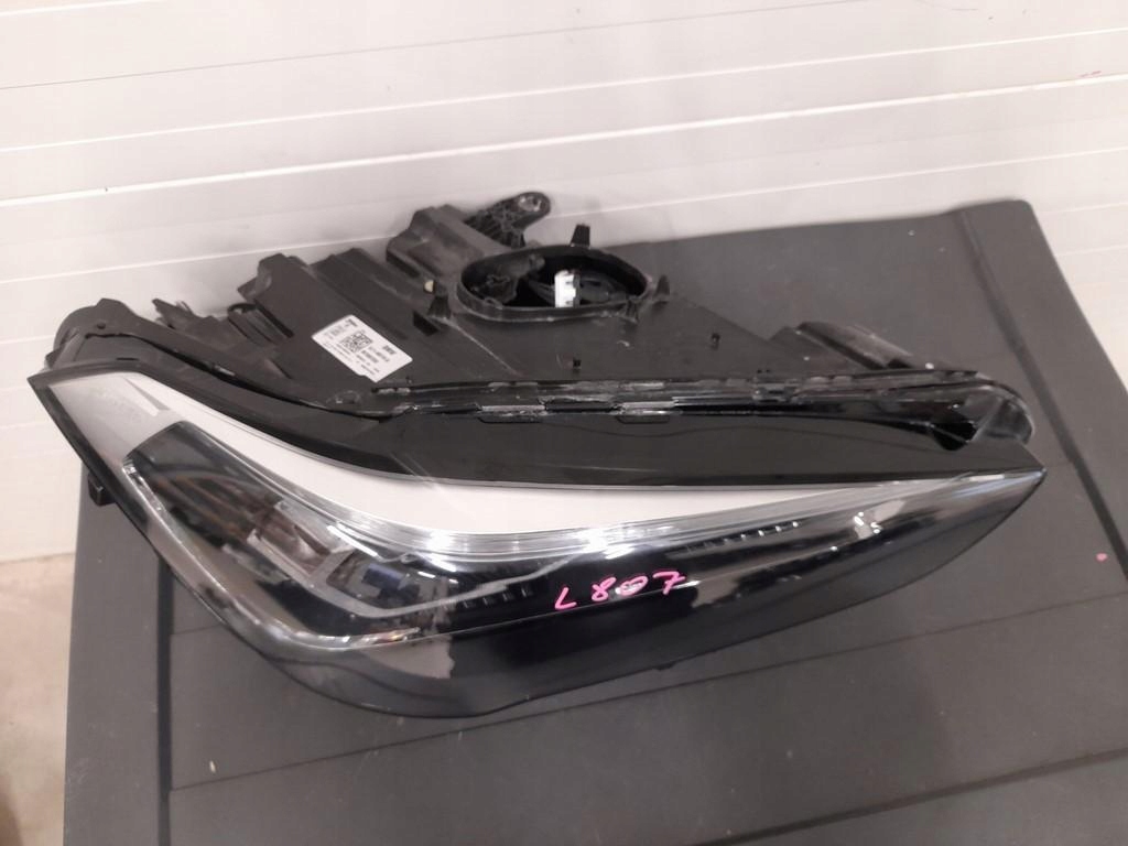 Фара передняя правый  bmw x1 f48 lci full led Цена