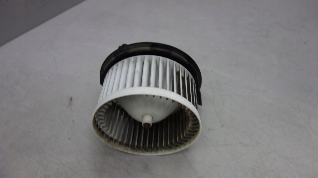 фото №1, Vw up воздуходувка отопителя 1s1819015a