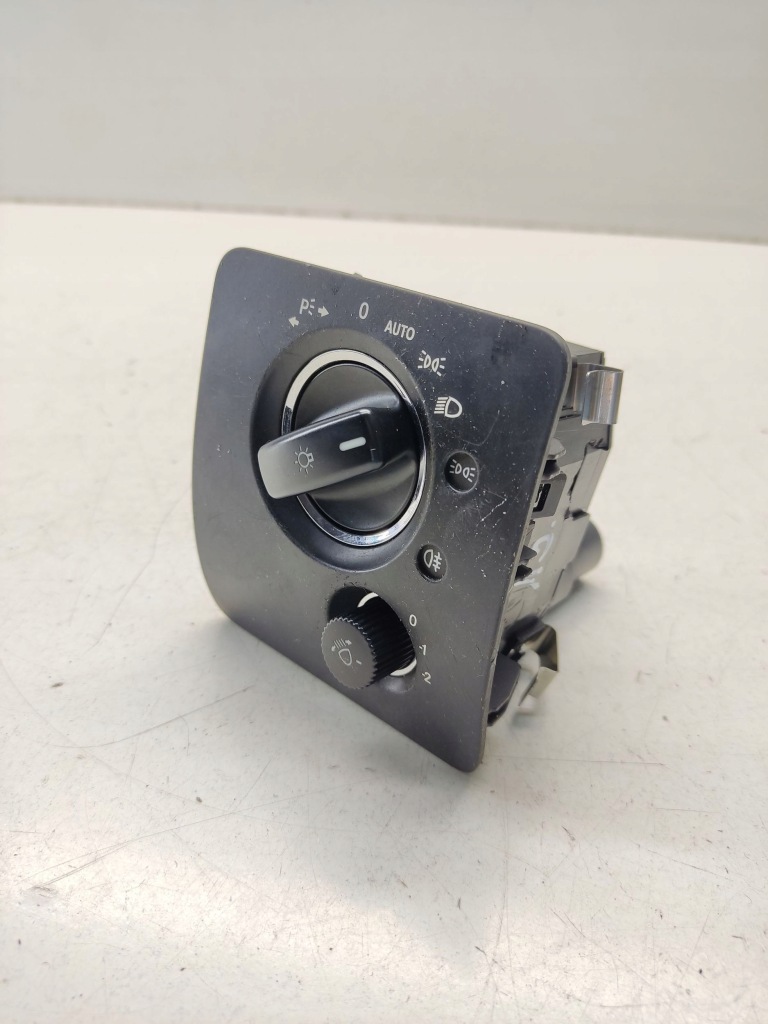 фото №1, Mercedes-benz vito переключатель света перед 2005 bus 4/5dr a2515452604