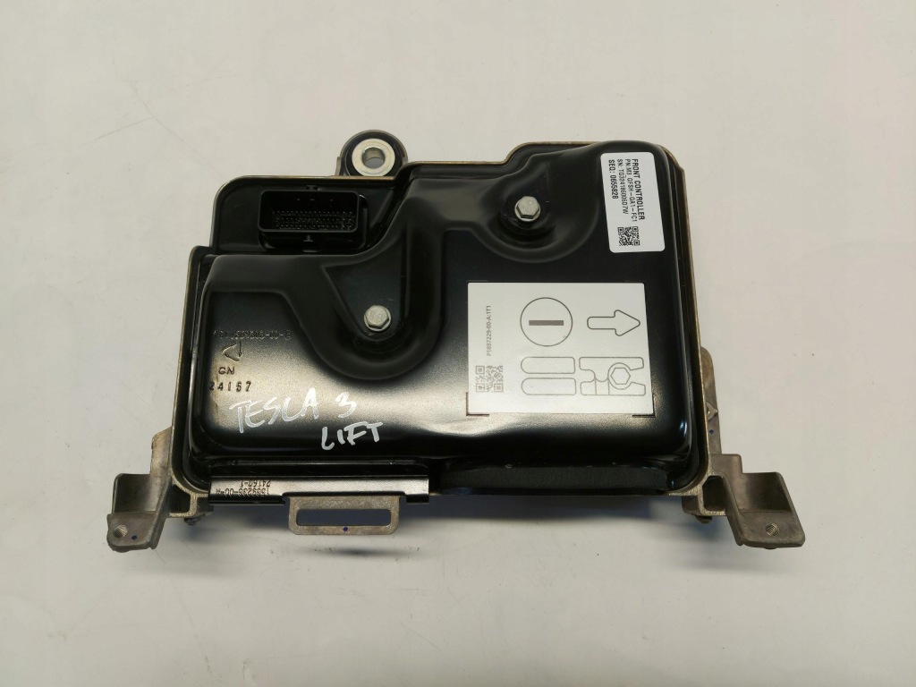 Купить Tesla model 3 рестайлинг  2024 highland модуль