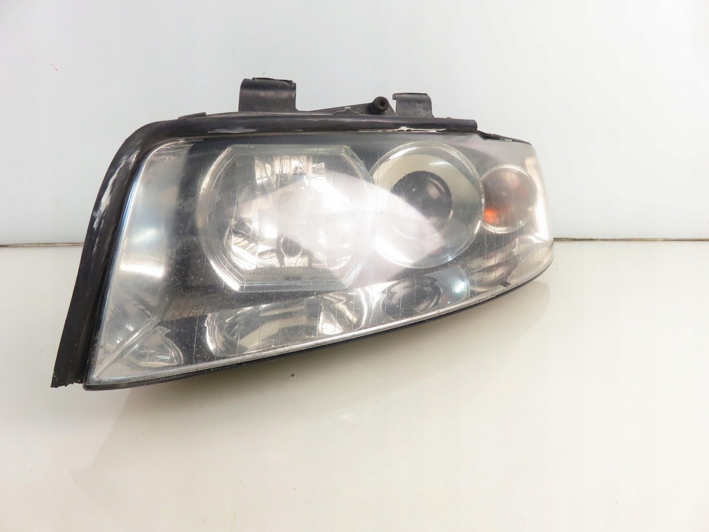 фото №1, Лампа левая передняя audi a4 b6 sedan 8e2 8e0941003f