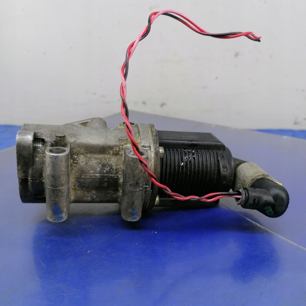 фото №1, Opel vectra c 1.9d клапан egr 722946