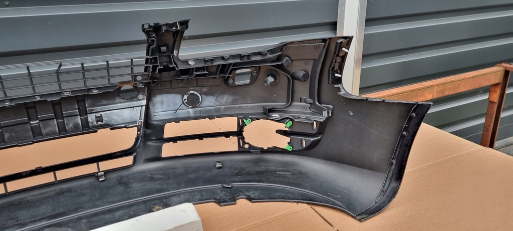 фото №10, Audi a4 b7 2004- бампер перед оригинал c407