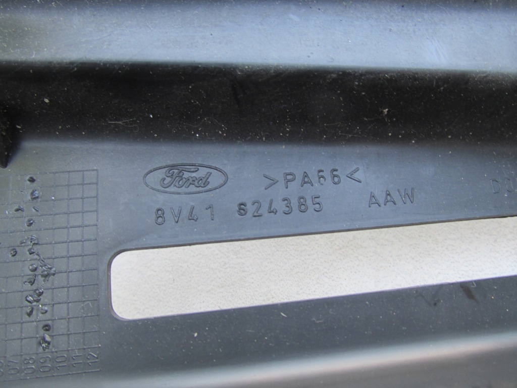 Накладка направляющая поперечина безопасности перед kuga mk1 2008-2012 год с Разборки