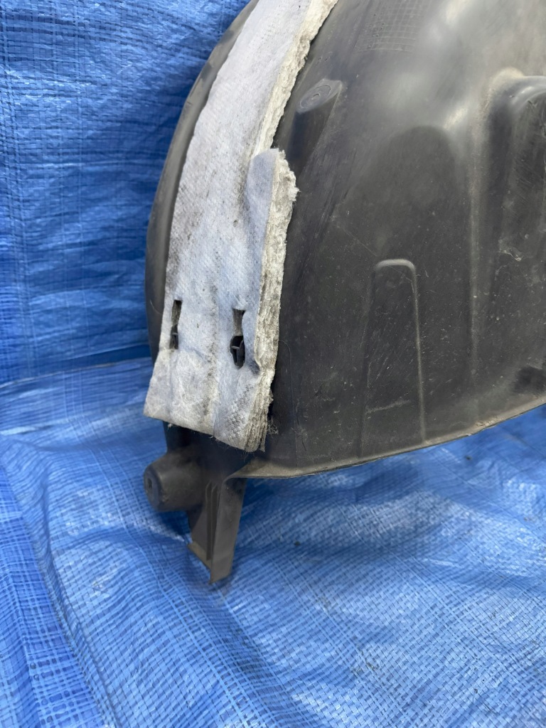 фото №7, Подкрылок задние правое citroen c3 iii 9811931680 9812159580