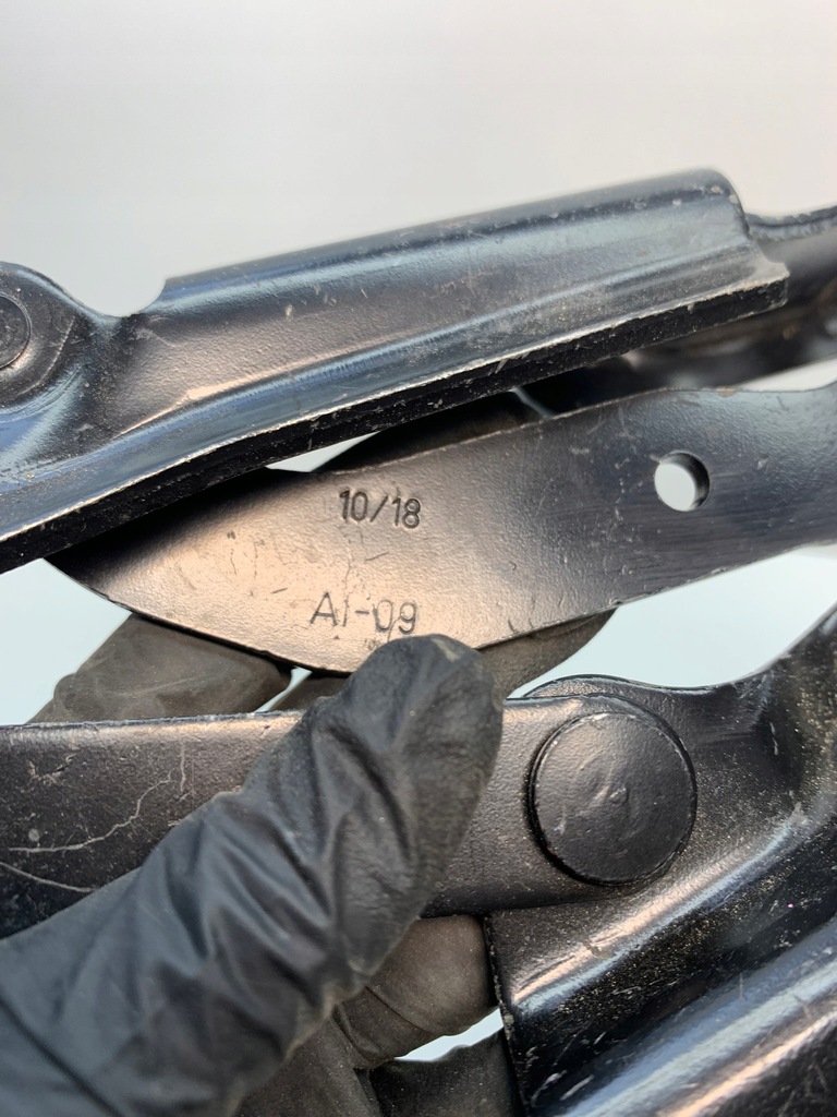 фото №7, Bmw x1 e84 петля кронштейн крышки капот правый 2990360