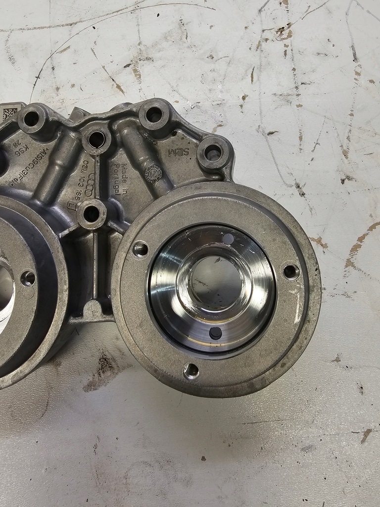 фото №5, Корпус валов audi s3 golf 2.0 tfsi 06l103166l