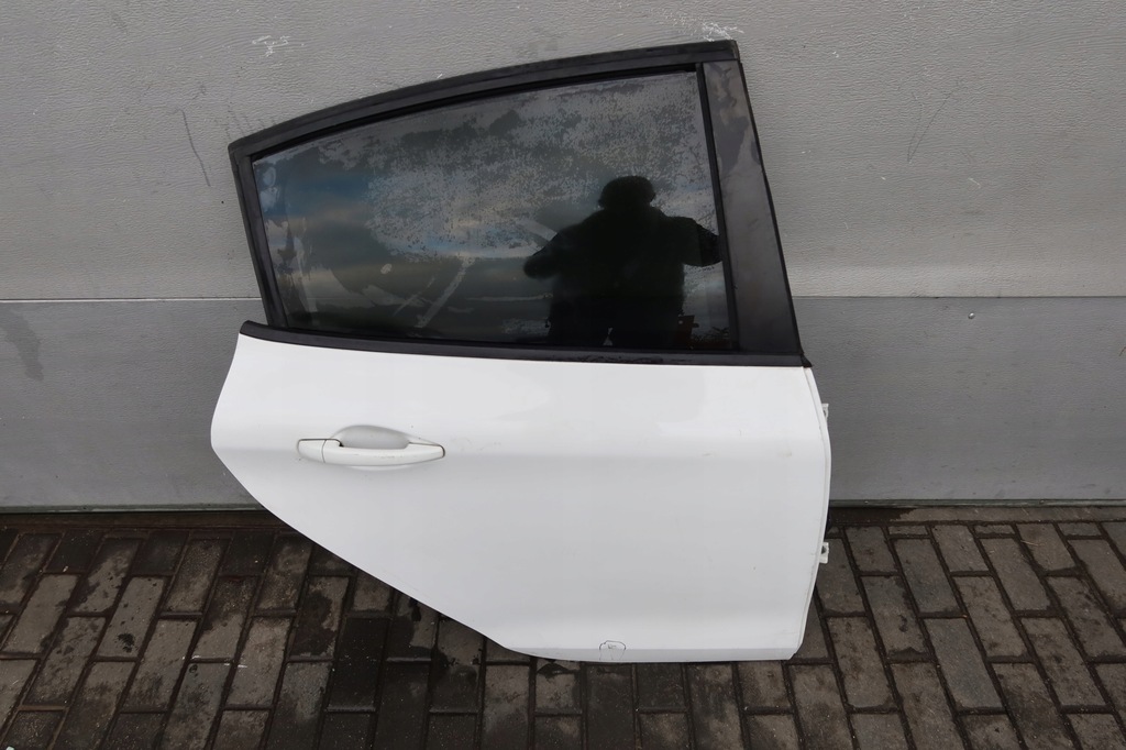 фото №1, Дверь правый задняя peugeot 208